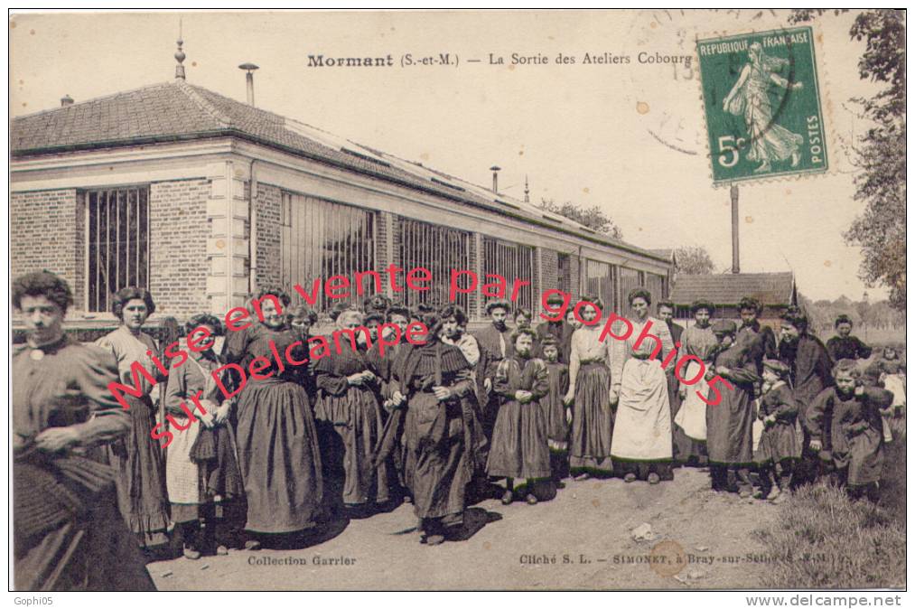 Rare 77 Mormant La Sortie Des Ateliers Cobourg Très Belle Animation Femmes Et Enfants - Mormant