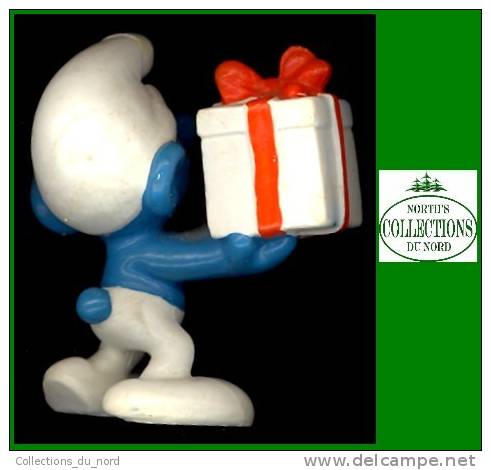 Smurf Gift Bully Germany / Schtroumpfs Cadeau - Schtroumpfs