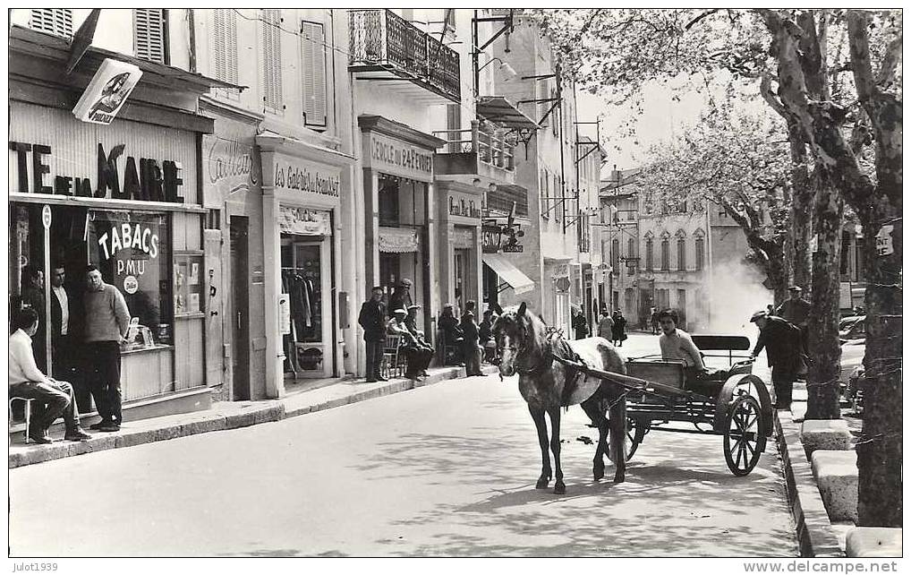 LE BEAUSSET ..-- 83. VAR ..-- Rue Portalis . 1967 Vers WARISOULX . Voir Verso . - Le Beausset