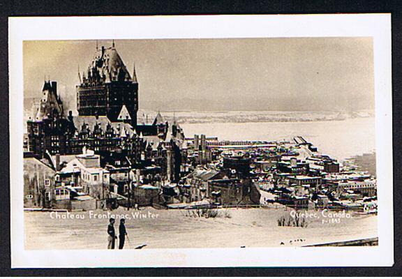 RB 550 - Real Photo Postcard - Chateau Frontenac In Winter Quebec Canada - Québec - Château Frontenac