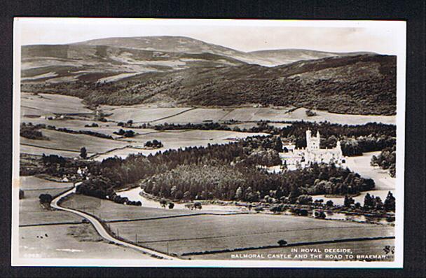 RB 550 - 3 Real Photo Postcards  Royal Deeside Balmoral Castle  Crathie Church Aberdeenshire Scotland - Aberdeenshire