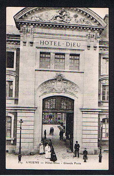 RB 552 - Early Postcard Hotel Dieu - Grande Port - Amiens France - Picardie