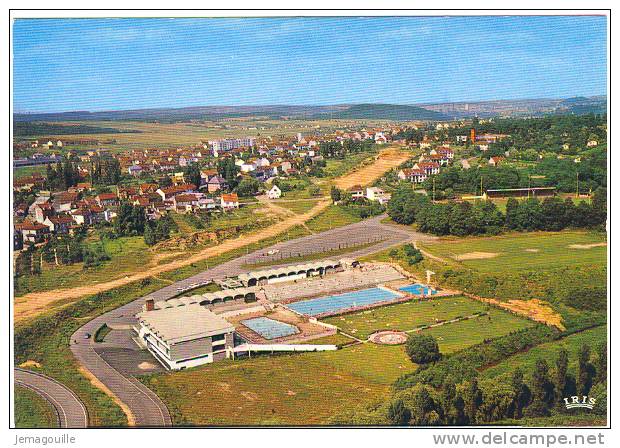 MERLEBACH 57 - Vue Générale Au Premier Plan La Piscine - M-1 - Freyming Merlebach