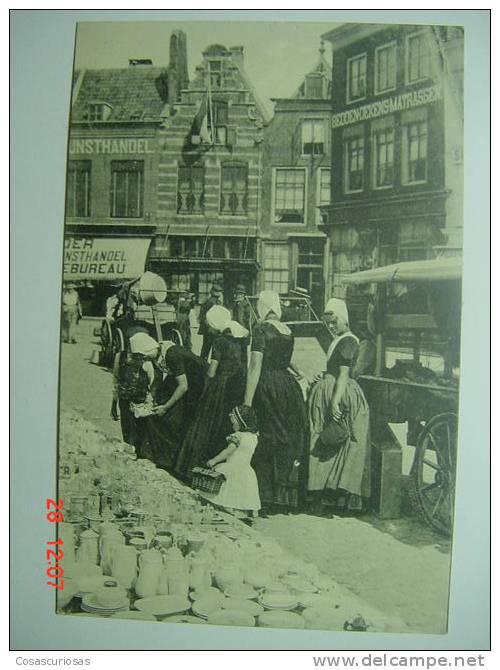 5125 MARKTDAG MIDDELBURG NETHERLANDS  POSTCARD YEARS  1910 OTHERS IN MY STORE - Middelburg