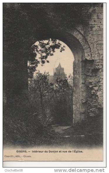 27 Gisors: Interieur Du Donjon Et Vue De L´église - Gisors