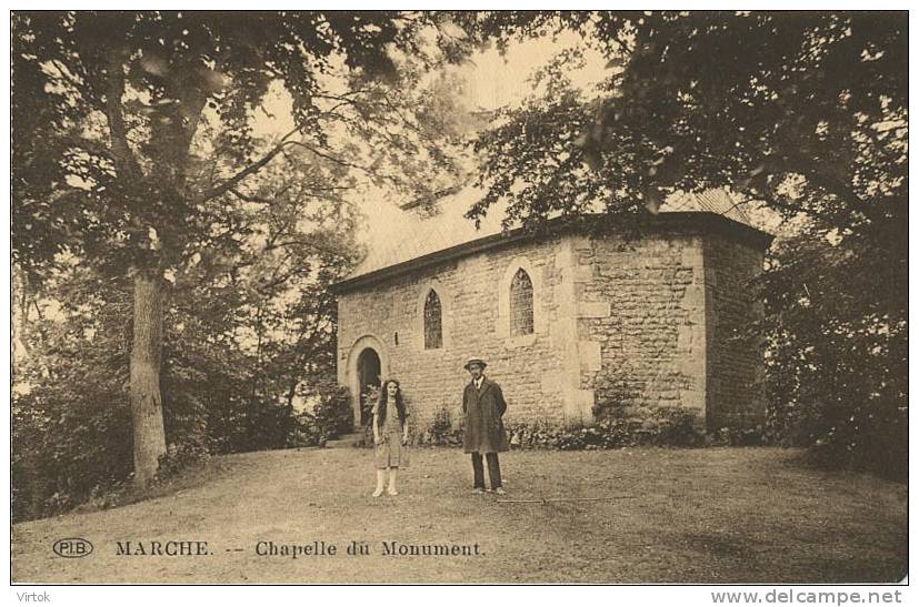 Marche :  Chapelle Du Monument    ( Carte Carnet ) - Marche-en-Famenne