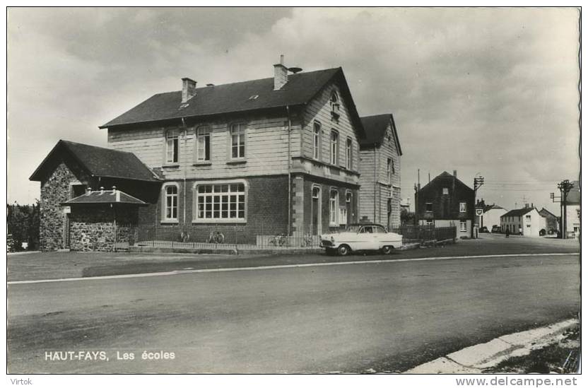 Haut-Fays :  Les écoles - Daverdisse