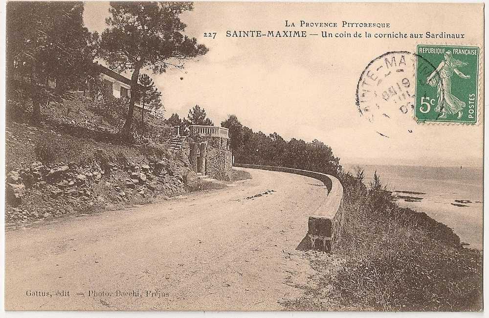 VAR 83.SAINTE MAXIME.UN COIN DE LA CORNICHE AUX SARDINAUX - Sainte-Maxime