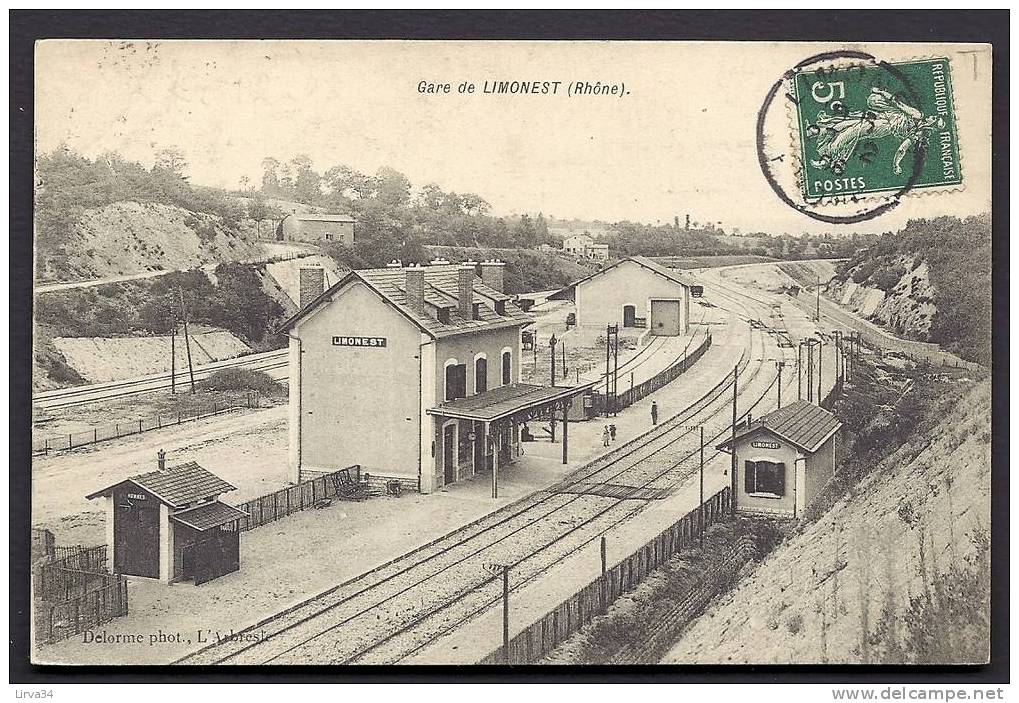 CPA  ANCIENNE- FRANCE- LIMONEST (69)- LA GARE- VUE PLONGEANTE COTÉ INTERIEUR- ANIMATION - Limonest