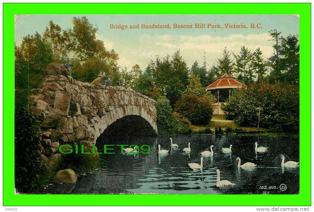 VICTORIA, B.C. - IN BEACON HILL PARK - BRIDGE & BANDSTAND - J.V. - THE VALENTINES & SONS PUB CO LTD - - Victoria