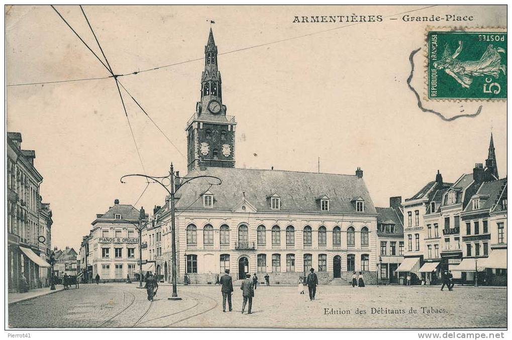 ARMENTIÈRES - Grande Place - Armentieres