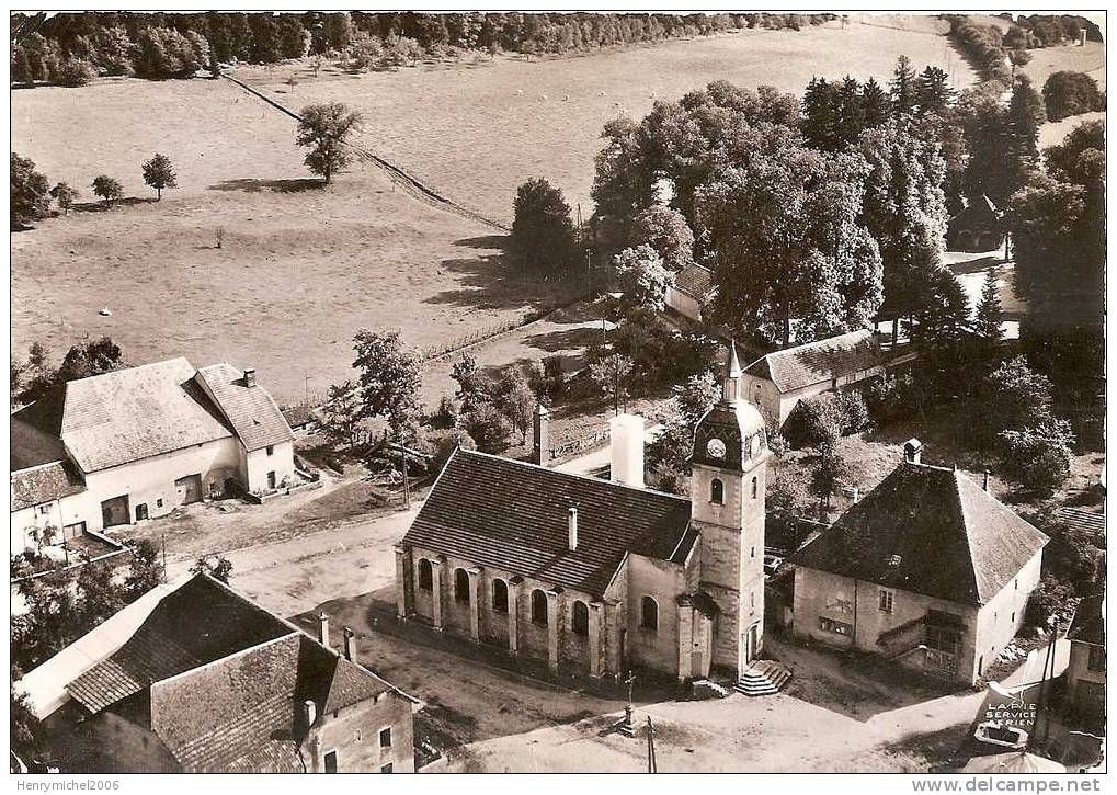 Soye ( Doubs) Vue Aérienne De L´église Et La Parc , Ed Lapie - Autres & Non Classés