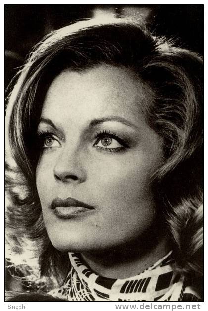 A38-095 @  Actress  Romy Schneider  , ( Postal Stationery , Articles Postaux ) - Acteurs