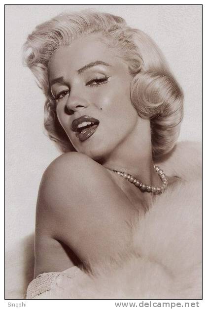 B31-011  @    Marilyn Monroe  Hollywood Movie Star Actress  ( Postal Stationery , Articles Postaux ) - Schauspieler