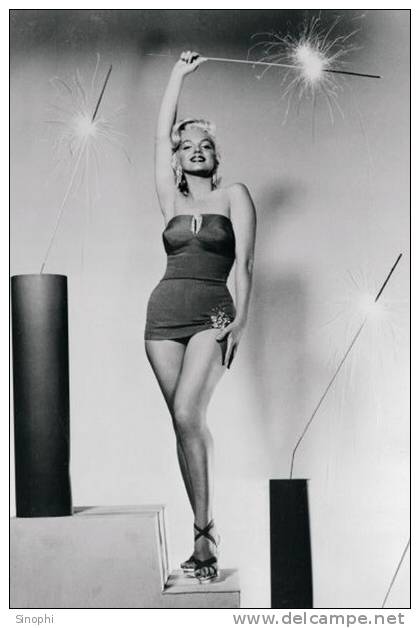 B31-128   @    Marilyn Monroe  Hollywood Movie Star Actress  ( Postal Stationery , Articles Postaux ) - Schauspieler