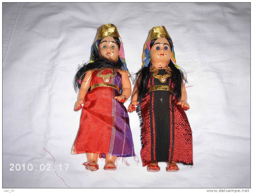 Poupée Folklorique - Lot De 2 Poupées De Collection, - Puppen