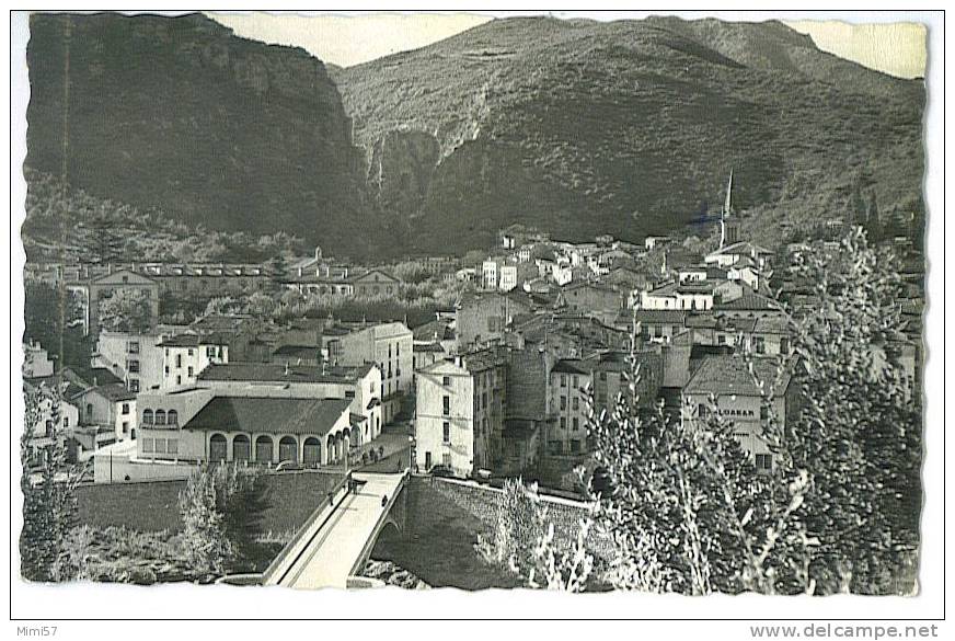 C.P.M. AMELIE-LES-BAINS  Casino, Hôpital Militaire Et L'Eglise - Autres & Non Classés