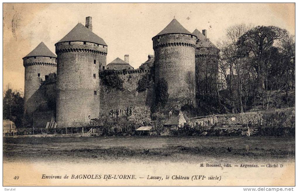 LASSAY - Le Château (XVI° Siècle) - Lassay Les Chateaux