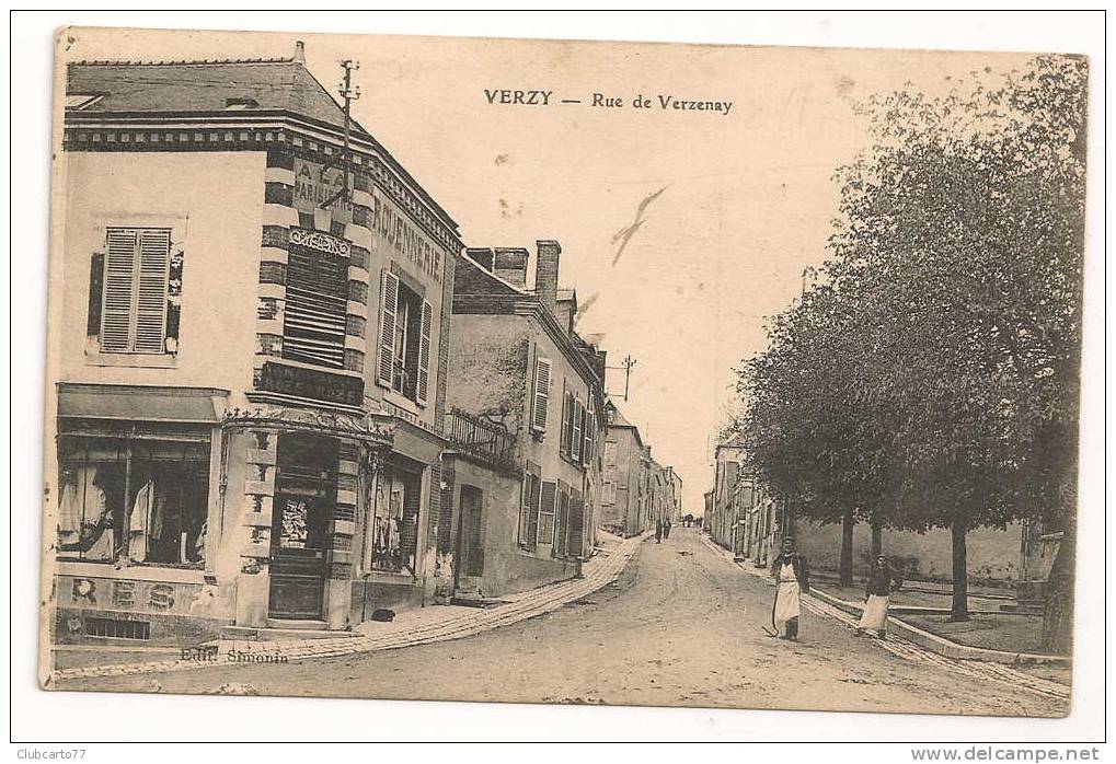 Verzy (51) : Magasin "A La Parisienne" Rue De Verzenay En 1915 (animée). - Verzy