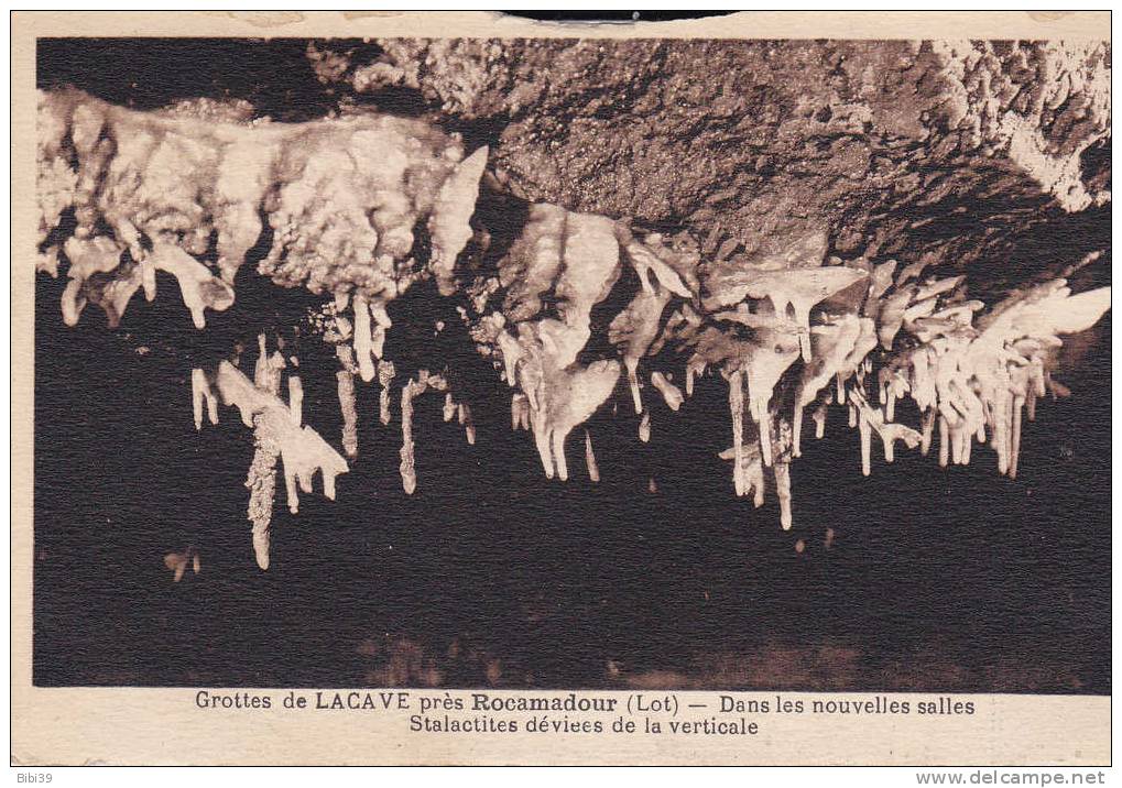 GROTTES De LACAVE Près ROCAMADOUR.  _  Dans Les Nouvelles Salles Stalactites Déviées De La Verticale.. Coupure Milieu Ha - Lacave