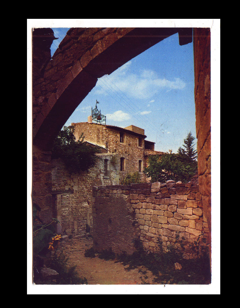 OPPEDE LE VIEUX - ANCIENNE CITE ROMAINE - LA MAIRIE - Oppede Le Vieux