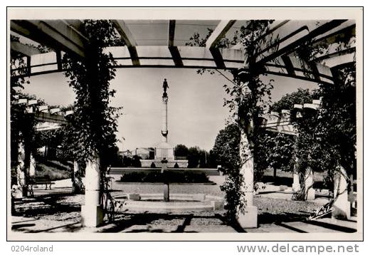 Carmaux - Parc Jean Jaurès - Monument Aux Morts  : Achat Immédiat - Carmaux