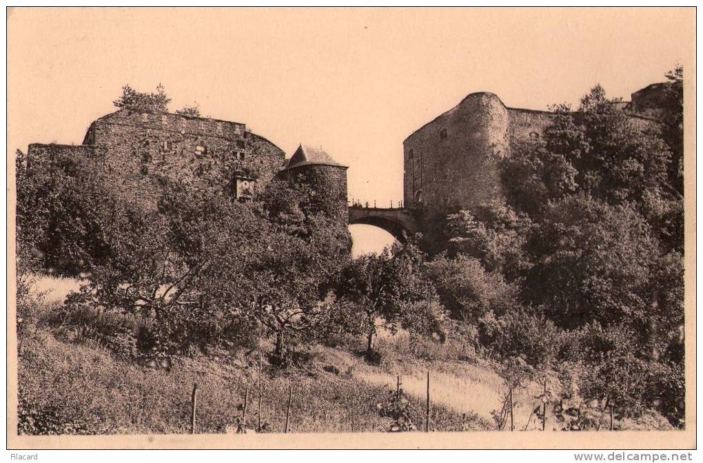 7178     Belgio  Bouillon  Pont-levis  Et  Entree  Du  Chateau  VG  1957 - Bouillon