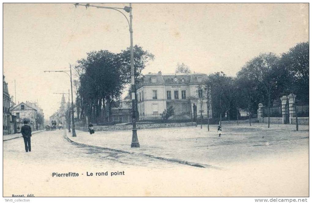 PIERREFITTE - Le Rond-Point - Pierrefitte Sur Seine