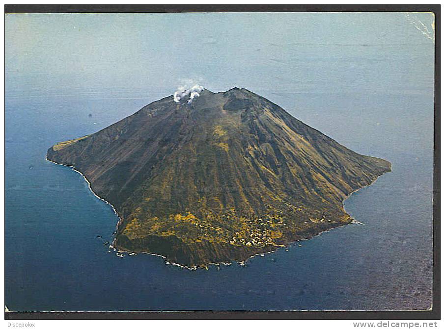 B75 Eolie - Isola Di Stromboli - Visibile L´abitato Di Ginostra  - Vulcano, Volcan, Vulkan / Viaggiata 1984 - Altri & Non Classificati