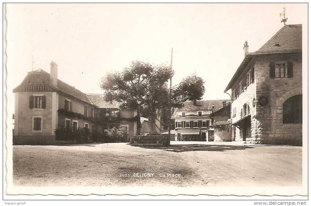 Suisse :  CéLIGNY  : La  Place - Céligny