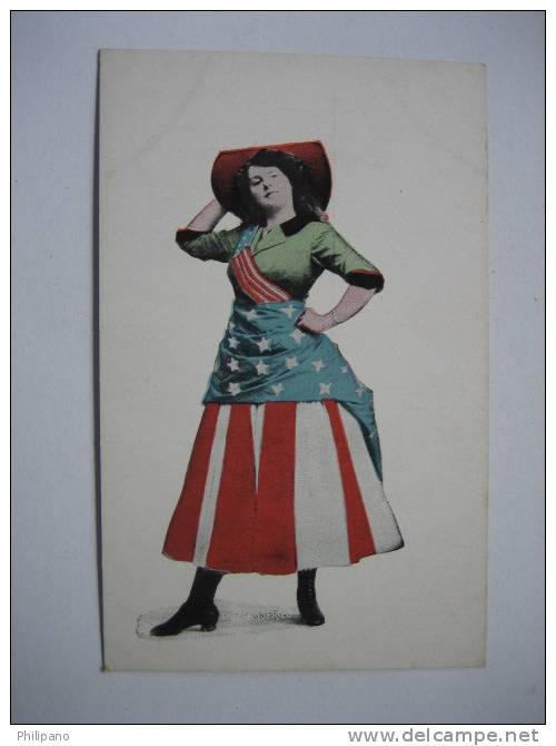 Women Dressed In U.S.A. Flag   Circa 1910 - Patriottisch