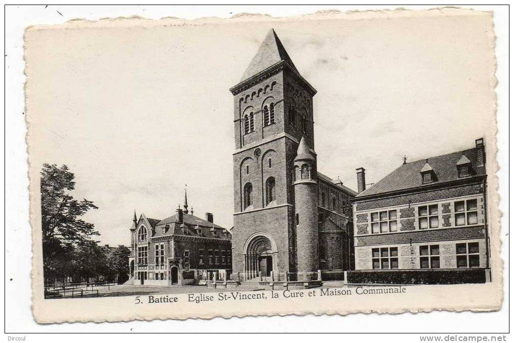 15583  -    Battice   église  St  Vincent, La  Cure  Et  Maison Communale - Herve