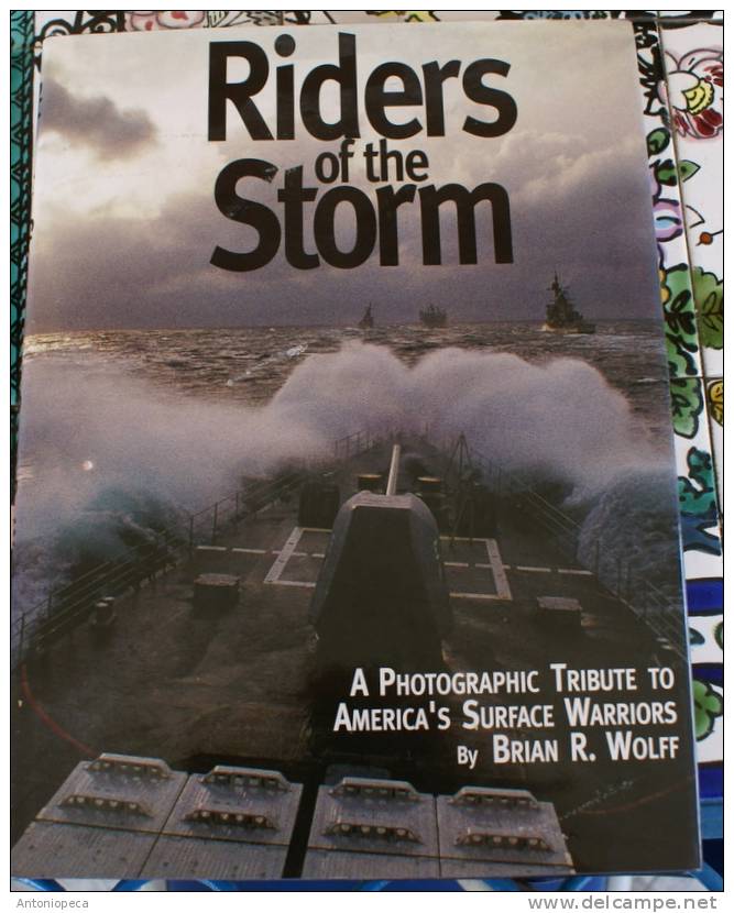 BOOK "RIDERS OF THE STORM" - Amerikaans Leger