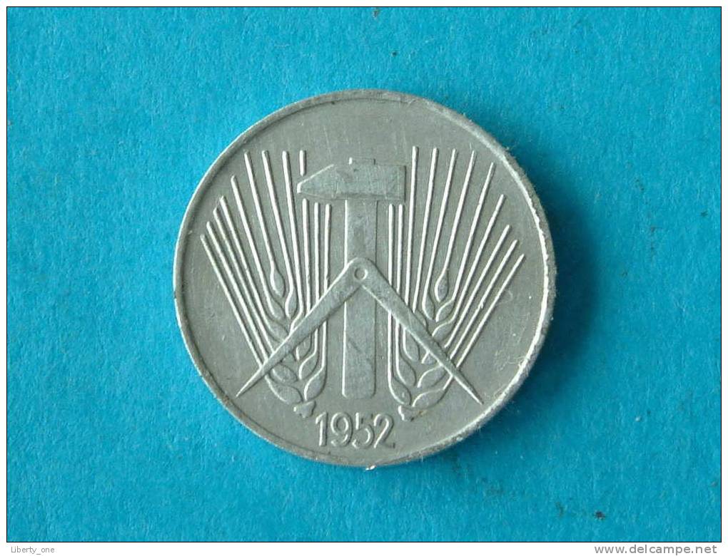 1952 A - 5 PFENNIG / KM 6 ( For Grade , Please See Photo ) ! - 5 Pfennig