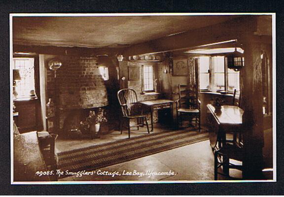 RB 563 - Real Photo Postcard - The Interior Of Smugglers Cottage - Lee Bay Near Ilfracombe Devon - Ilfracombe