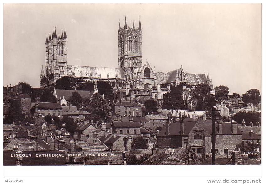 Lincoln Cathedral From The South - Autres & Non Classés