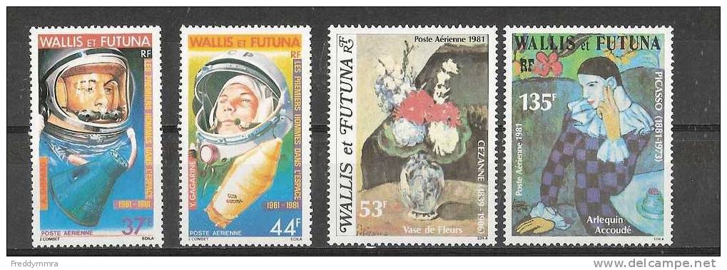 Wallis -et-Futuna: PA 108/ 111 ** - Unused Stamps