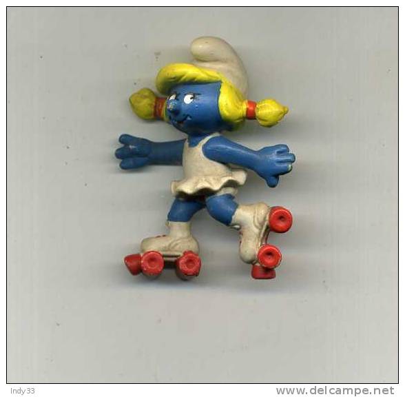 - SCHTROUMPFETTE EN PLASTIQUE MOU . PEYO 1980 - Little Figures - Plastic