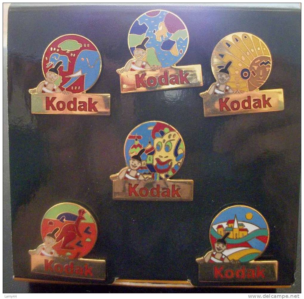 Coffret 6 Pin´s Kodak Toutes Les Couleurs Du Monde - Fotografie