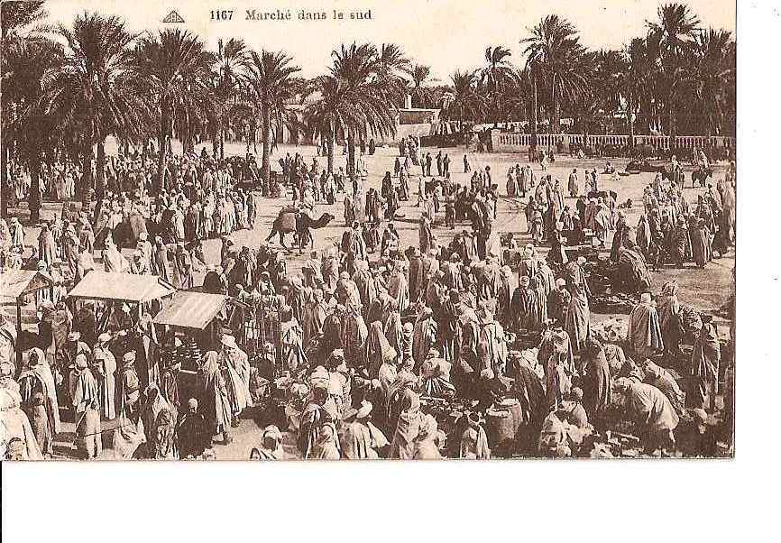 MARCHE DANS LE SUD MAGREB REF 17930 - Markets