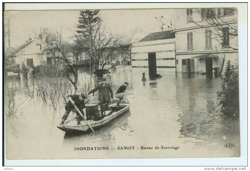 SAMOY (77).inondations,bateau De Sauvetage - Samois