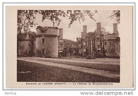 29 Environs De CLEDER - Le Chateau De Kergournade Ach - Cléder