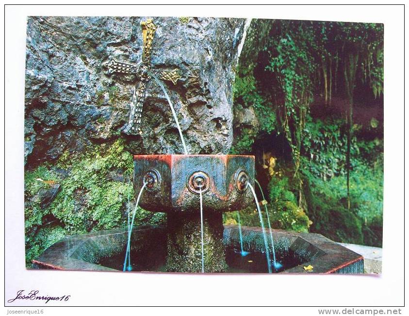 COVADONGA, N° 454, ASTURIAS. FUENTE DE LOS SIETE CAÑOS. FONTAINE, FOUNTAIN. - Asturias (Oviedo)