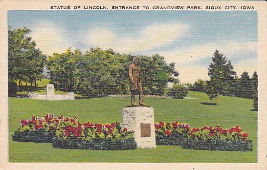 Statue Of Lincoln, Entrace To Grandview Park, Sioux City, Iowa - Sonstige & Ohne Zuordnung