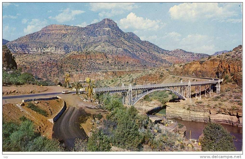 Highway Bridge , PONT, Brücke  - Salt River Canyon, Arizona - American Roadside