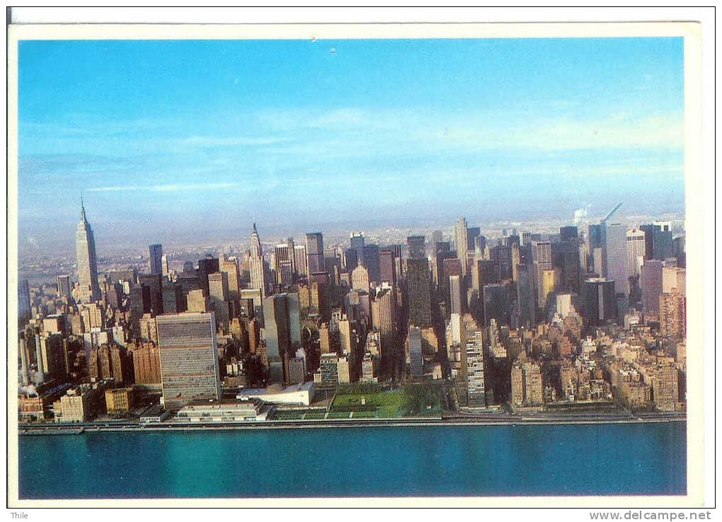 NEW YORK CITY - An Aerial View Of Manhattan's East Side Skyline - Manhattan