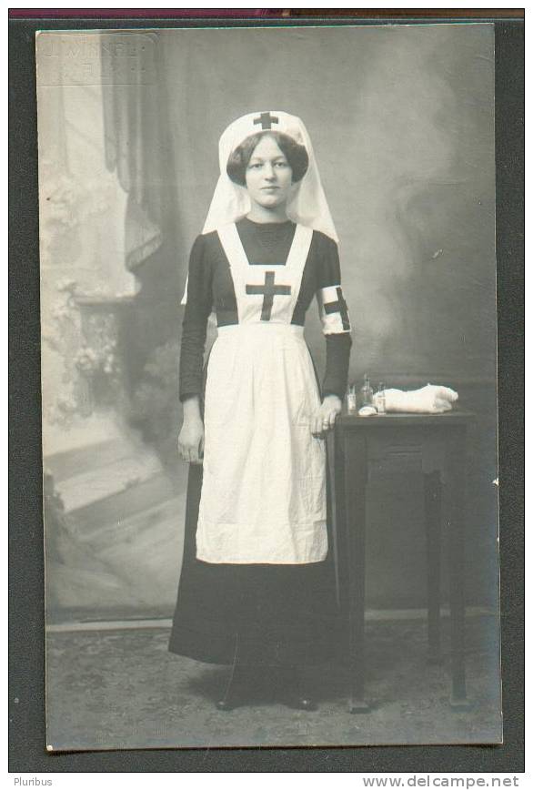 IMP. RUSSIA, RED CROSS NURSE, OLD REAL PHOTO POSTCARD - Rode Kruis