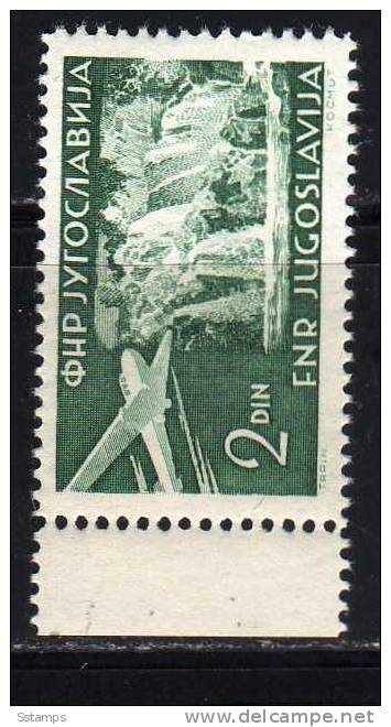 U-32  JUGOSLAVIA AEREI Waterfall RR MICHEL-NO 645 C- LINIEN ZAEHNUNG 12 1-2  NEVER HINGED - Non Dentelés, épreuves & Variétés