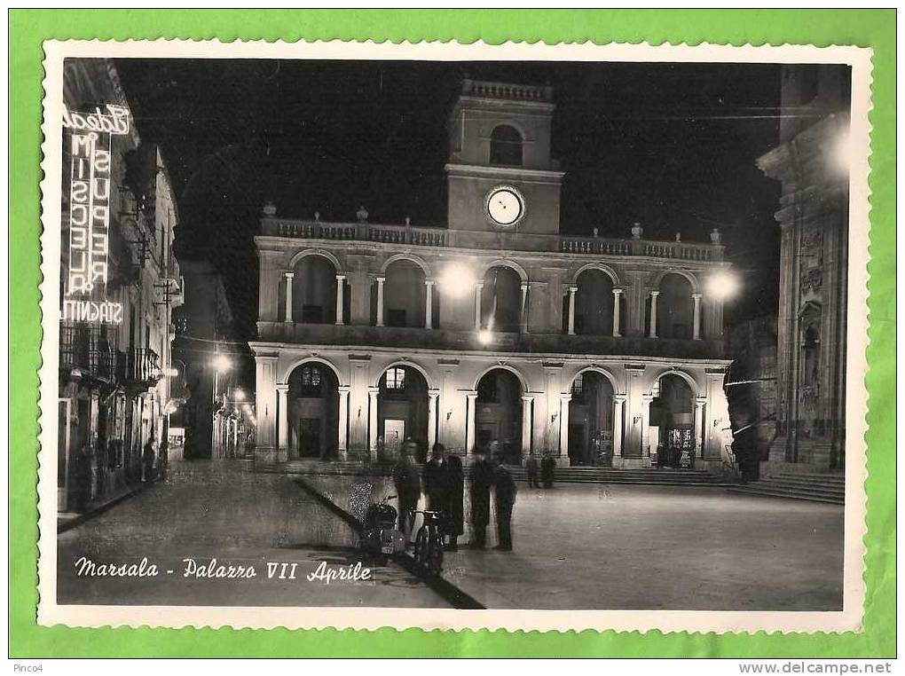 MARSALA PALAZZO VII APRILE VESPA D'EPOCA CARTOLINA FORMATO GRANDE VIAGGIATA NEL 1957 - Marsala