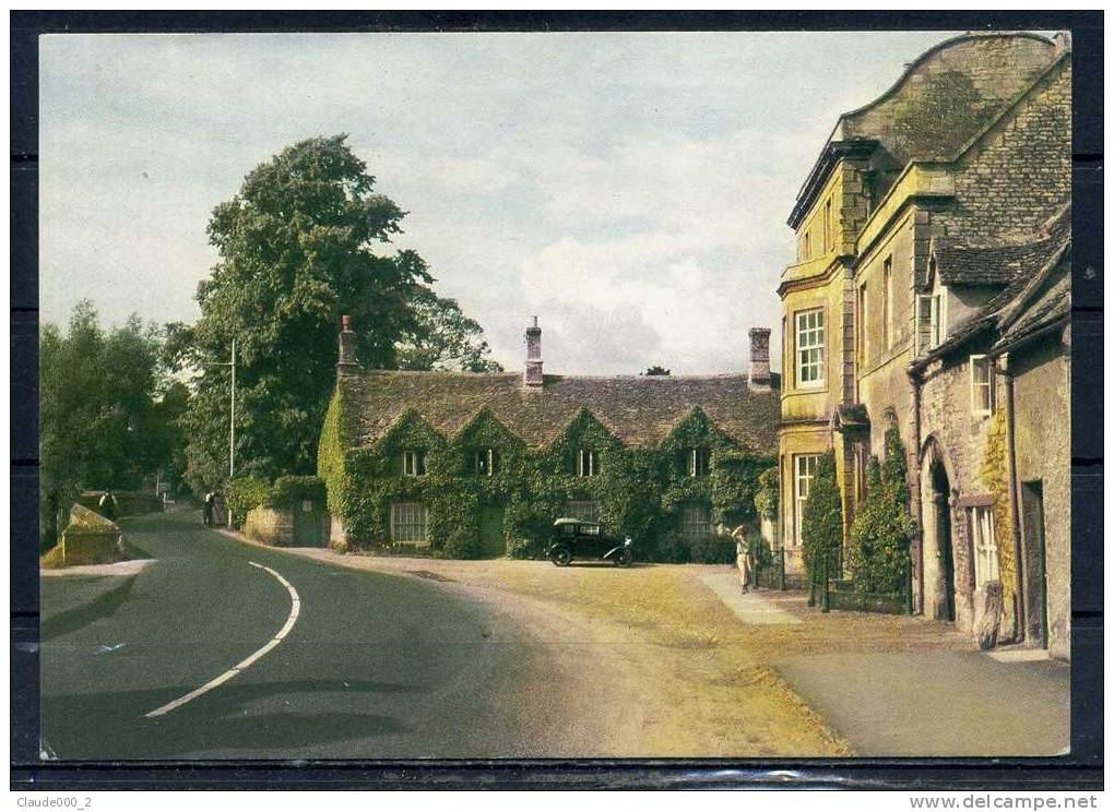 BURDFORD . Approche Au Pont .Carte Animée Et Belle Voiture Ancienne . Voir Recto - Verso  (J754) - Altri & Non Classificati